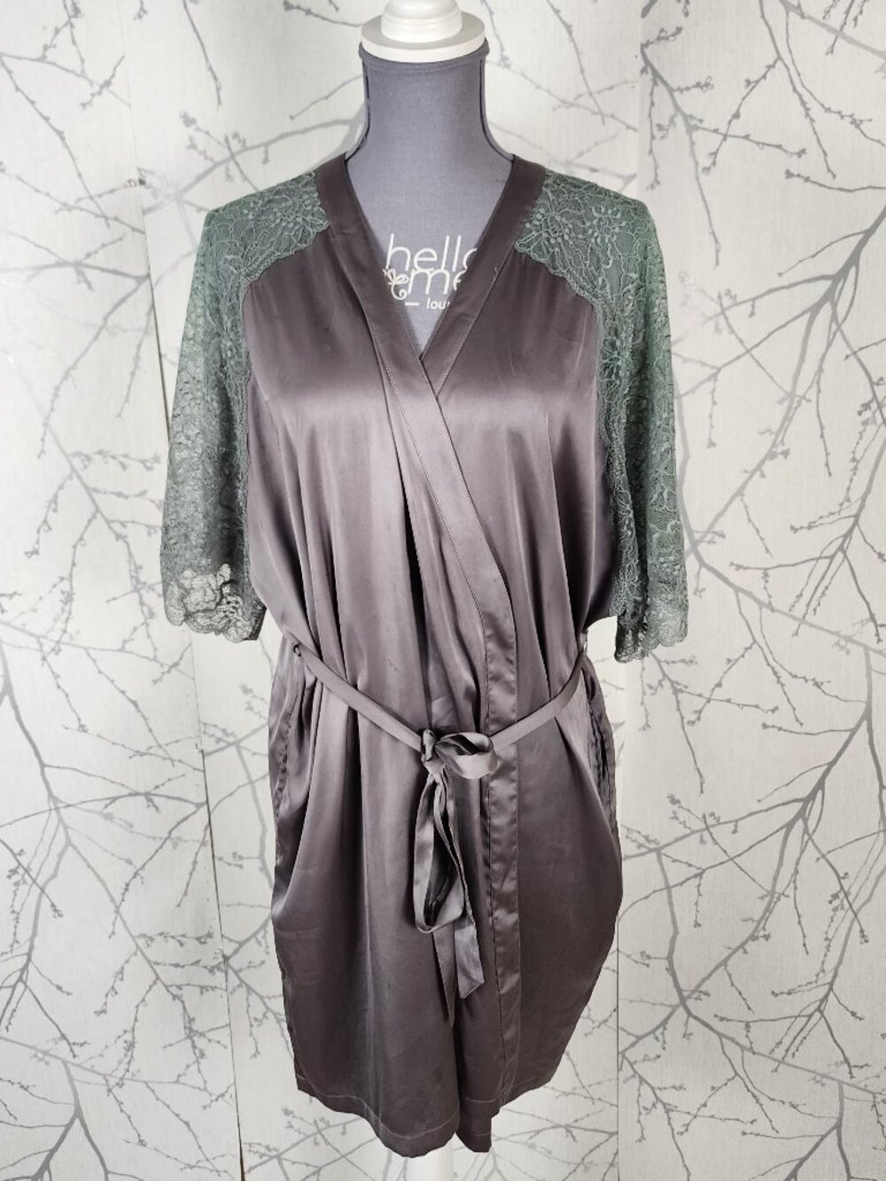 NK Imode Gray Taupe Satin Stretch Lace Sleeve Belted Robe